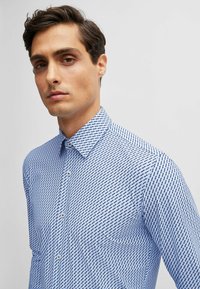 BOSS HANK-KENT - Formal shirt - light blue