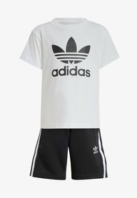 Nevybráno, black white