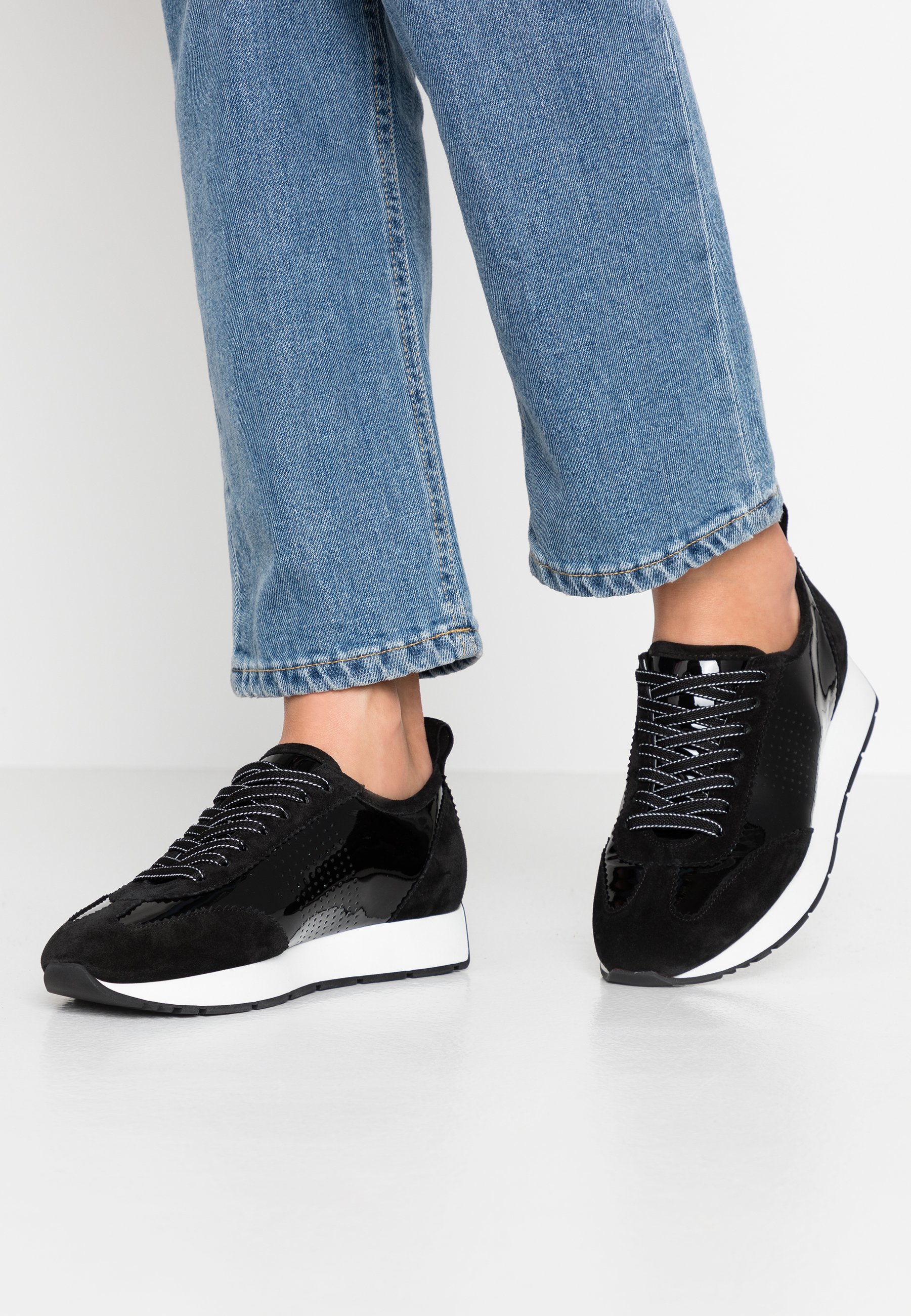 zwart kennel \u0026 schmenger sneaker bij Schoenen Verduyn | Gratis levering