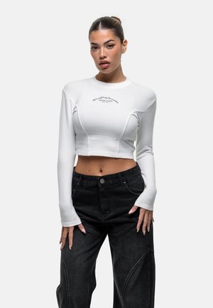 Good For Nothing VINTAGE CROPPED TEE - Long sleeved top - white