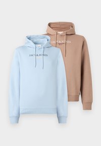 Hoodies in Hellblau und Beige, mit einer vorderen Kängurutasche, Kapuze mit Kordelzug und dem Schriftzug "JACK & JONES" quer über die Brust in kontrastierenden Farben.
