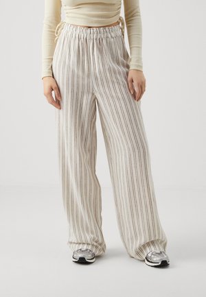 ONLY ONLTOKYO LIFE  - Trousers - bright white /cub