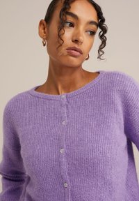 WE Fashion Cardigan - violet