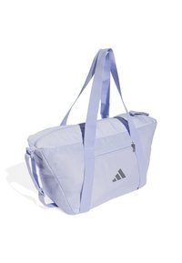 Ljubičasta najlonska torba s patentnim zatvaračem, dvostrukim ručkama i prednjim džepom. Sadrži sivi Adidas logo s jedne strane.