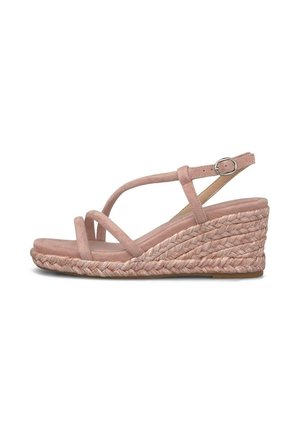 Sandalia de cuña de ante rosa con tacón de yute trenzado, tiras delgadas entrecruzadas y hebilla ajustable en el tobillo sobre fondo blanco.