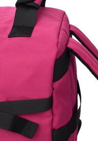 KCB UNDERSEAT BIG - Bolsa de fin de semana - bubblegum