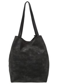 Černá taška z umělé kůže s měkkým, texturovaným povrchem, širokými ramenními popruhy a uvolněným, zaobleným tvarem. Žádné viditelné kování ani vzory.