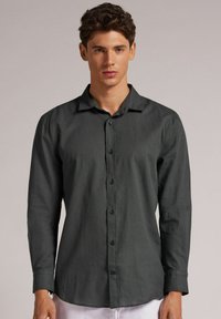 IUMAN Intimissimi Uomo Camisa elegante - grün j verde fumo scuro
