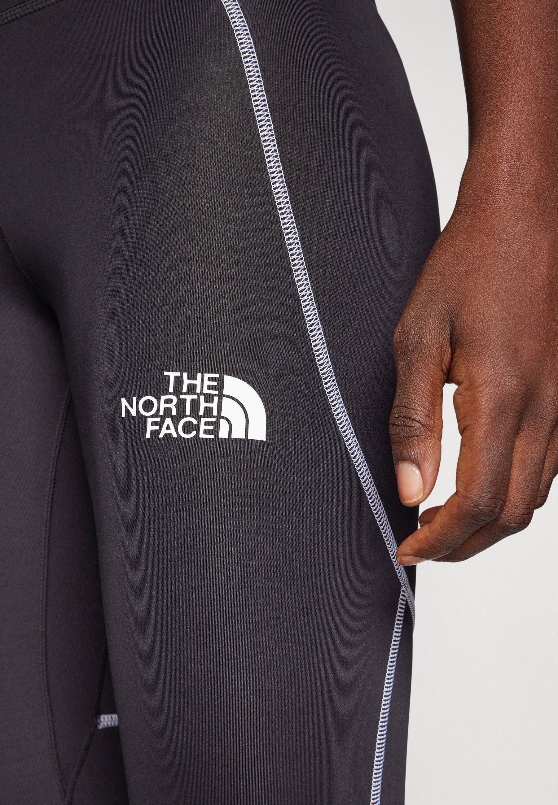 The North Face HAKUUN 7/8 TIGHT - Leggings - black - Zalando