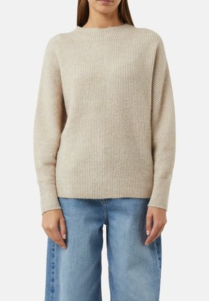 - Sweter