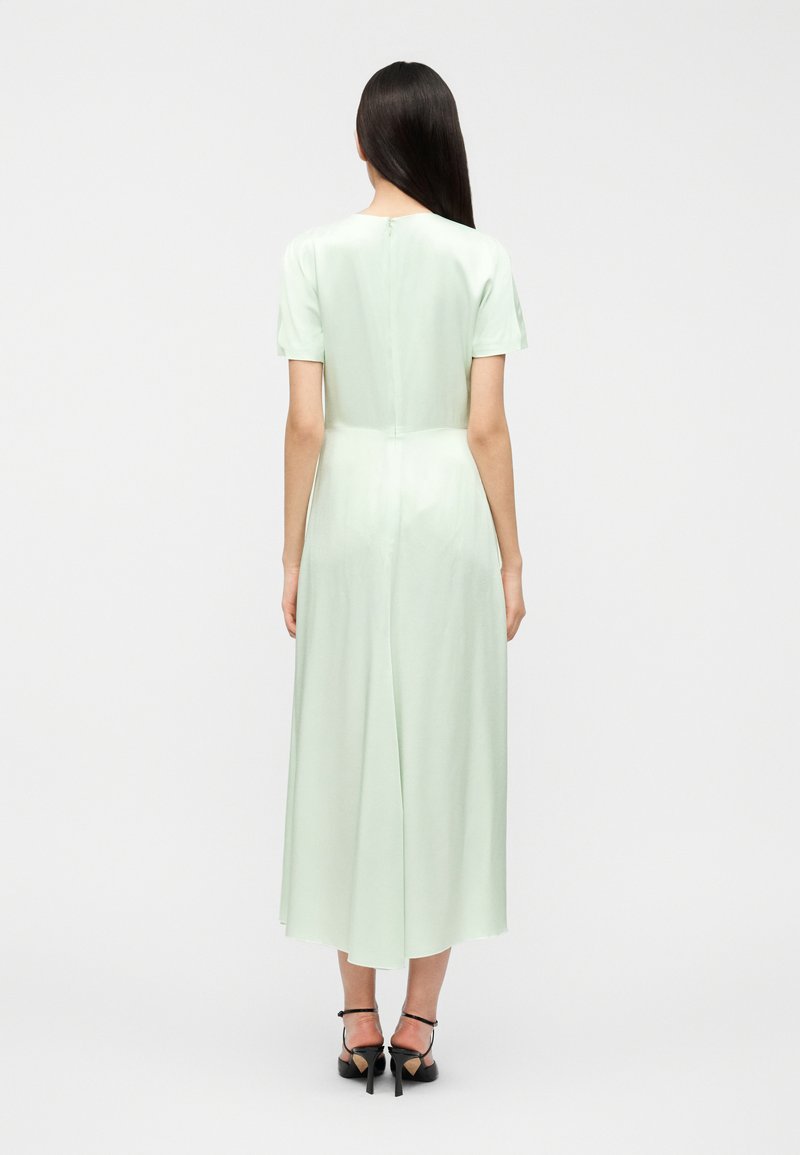 Victoria Beckham GATHERED DETAIL DRESS - Day dress - aloe/light green - Zalando.ie Victoria Beckham GATHERED DETAIL DRESS - Day dress - aloe/light green - Zalando.ie