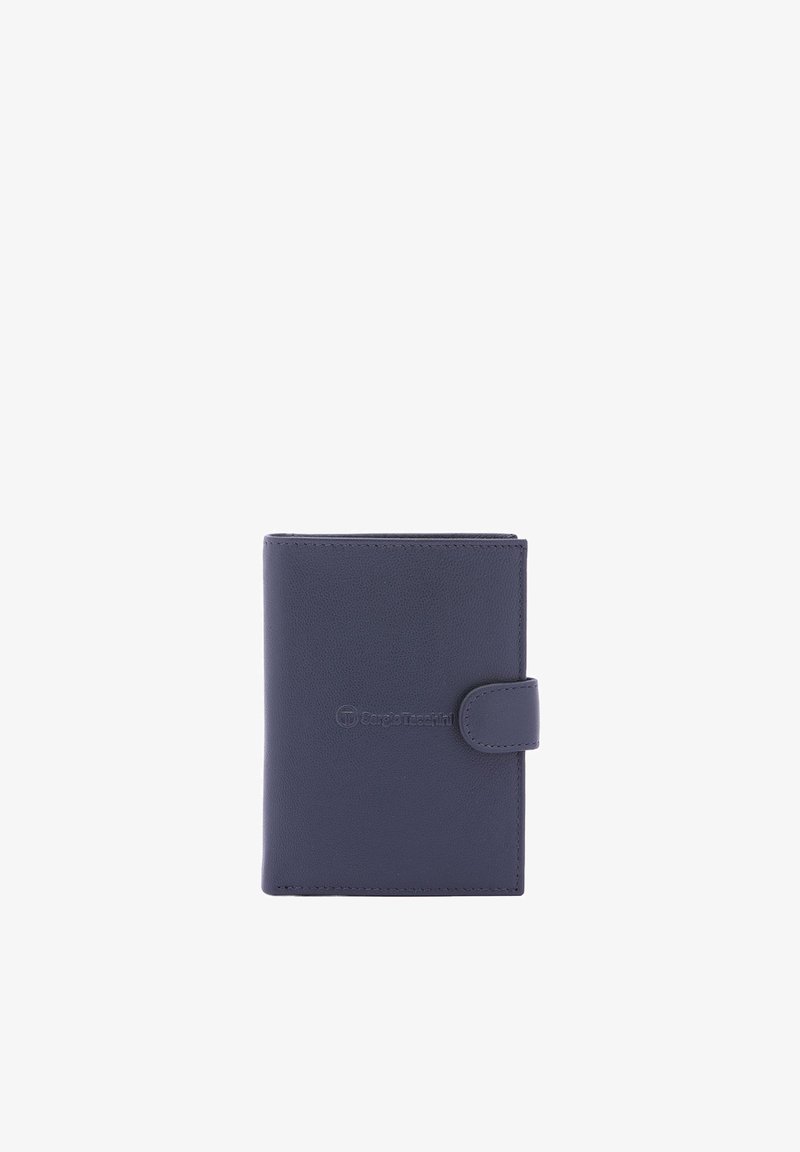 Portafoglio in pelle blu navy con una texture liscia, forma rettangolare e chiusura a pressione. Presenta un marchio impreziosito in rilievo sul davanti.