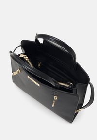 Steve Madden BLORENE - Håndtasker - black