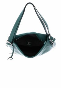 Sac à main en cuir bleu sarcelle avec un intérieur spacieux noir, comprenant une poche zippée et une bandoulière réglable. Fini texturé avec des accessoires argentés.