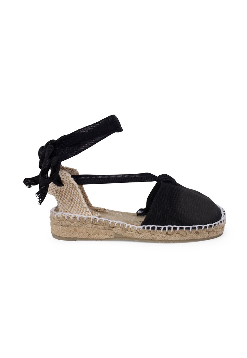 Espadrille nera in tela con lacci alla caviglia, suola rivestita in juta, cuciture bianche e punta arrotondata. Design casual adatto per il clima caldo.