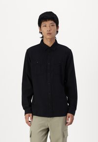 GAP BRUSHED UTILITY - Ametlik pluus - true black