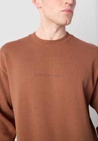 Scotch & Soda SEASONAL CORE LOGO - Sweatshirt - soft silt