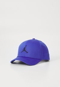 Cap - purple comet