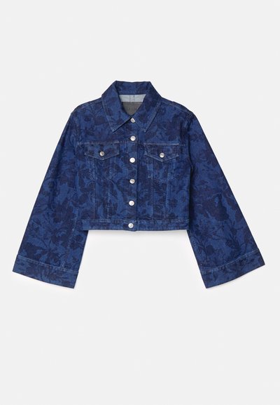 Kurkka denim-takki tummansinisena, jossa on kukkakuosi. Ominaisuuksina terävä kaulus, pitkät hihat ja edessä napitus. Teksturoitu kangas.