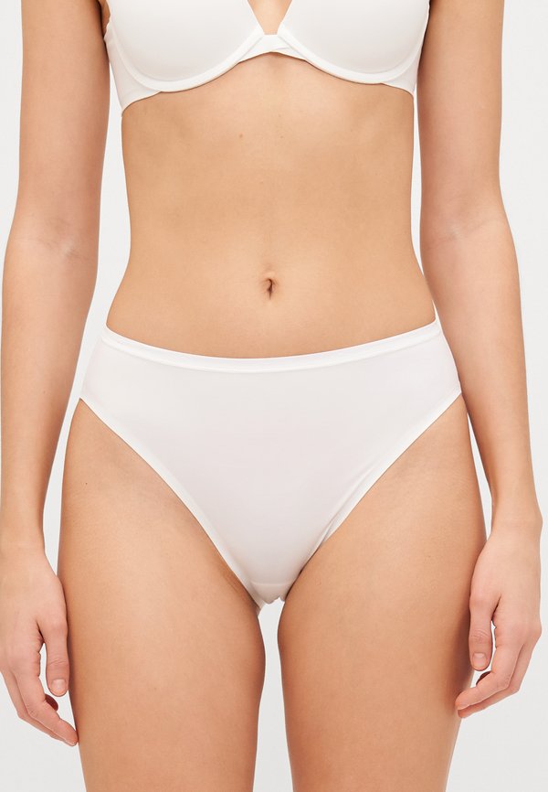 HIGH LEG BRIEF PERFECTLY FIT - Briefs