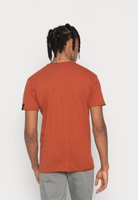 Replay T-shirt básica - metallic red