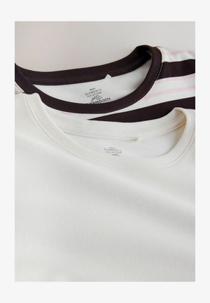 Kaks särki: üks valge, teine triibuline tumepruuni ja kahvatu roosa toonides. Mõlemal on ümara kaelusega ningkangas on pehme ja sile.