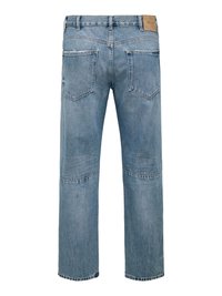 Blaue Denim-Jeans mit geradem Bein, von hinten gezeigt, mit zwei Gesäßtaschen und einem braunen Markenlabel am Bund.