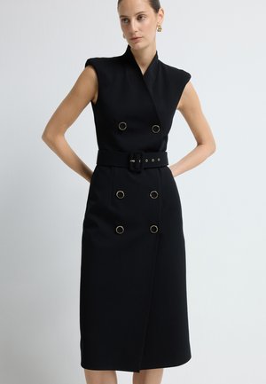 - Sukienka koszulowa