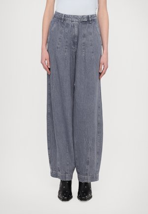 COCOON PANTS - Bukse - dusty blue