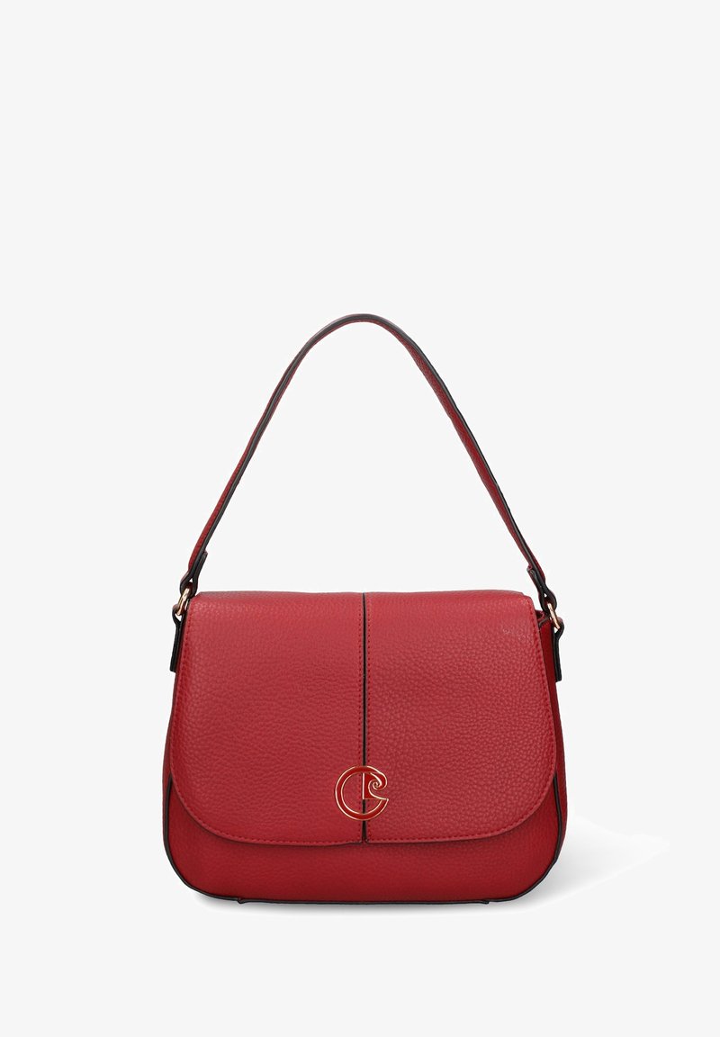 Borsa a tracolla in pelle rossa con superficie testurizzata, chiusura a patta, monogramma centrale dorato e bordatura nera a contrasto.