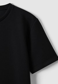 Reiss REGULAR FIT-BRADLEY INTERLOCK CREW NECK - Paprasti marškinėliai - navy