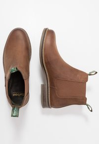 Barbour FARSLEY CHELSEA BOOT - Klasszikus bokacsizmák - dark tan