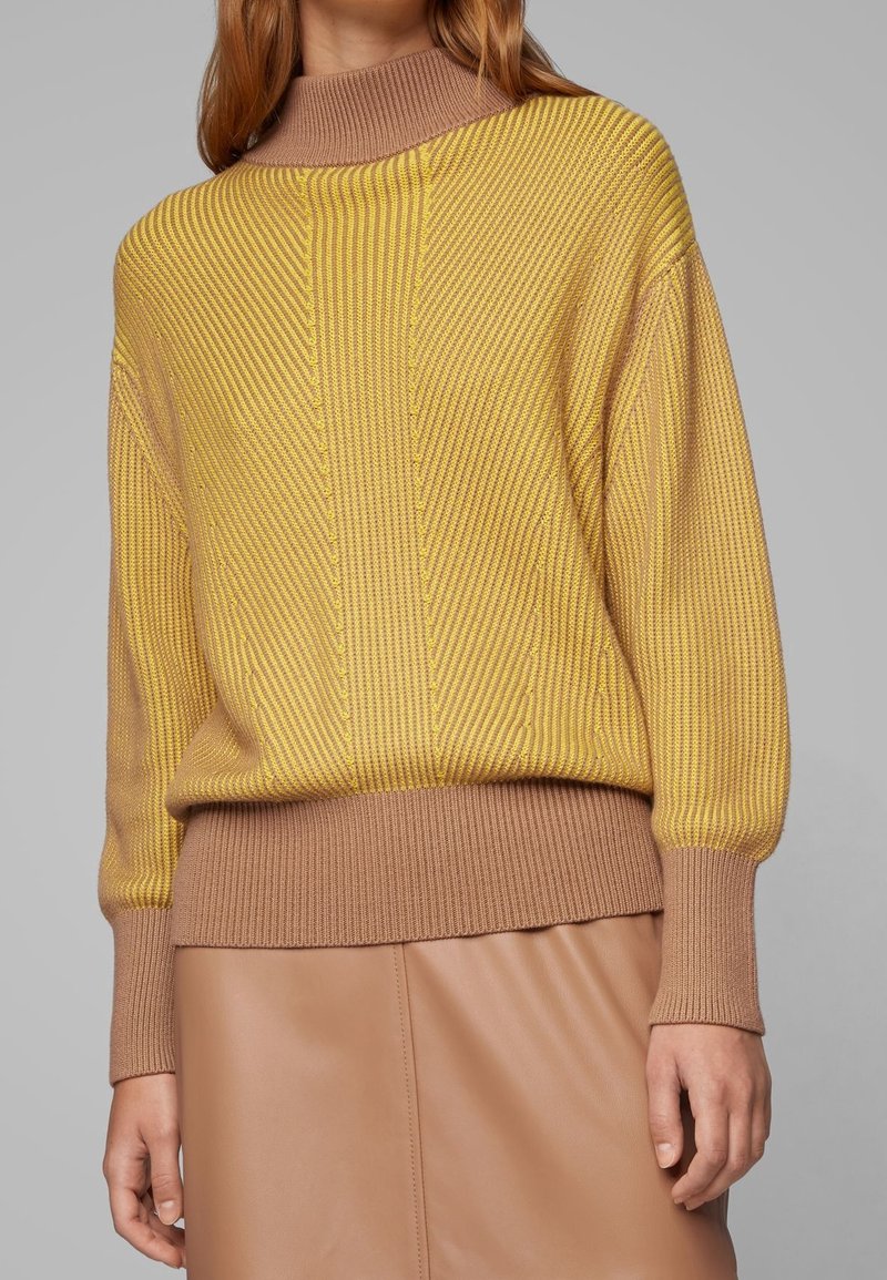 BOSS Stickad tröja - mustard yellow