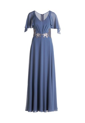 Robe en chiffon bleu avec des manches courtes et flottantes, un col en V et un corsage ajusté orné de sequins floraux à la taille.