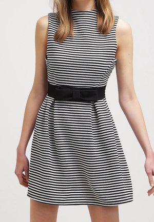 WAL G. Robe en jersey - black