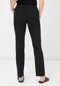 BRAX STYLE PAMINA FUN - Bukser - black