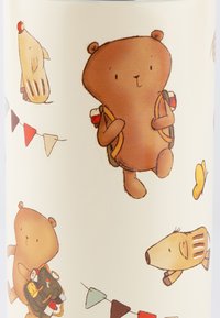 Light-colored water bottle featuring cartoon bears and animals with backpacks and decorations. Smooth finish, playful illustration style.
