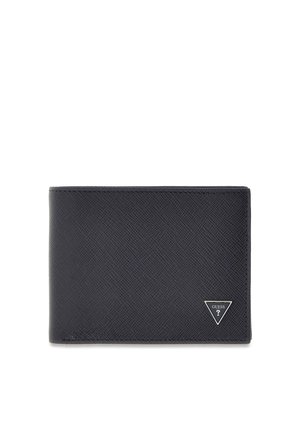 Zwarte gestructureerde leren bifold portemonnee met klein driehoekig Guess-logo rechtsonder op een witte achtergrond.