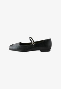 Ausgewählt, black