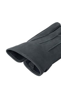 Pár tmavošedých semišových rukavíc s dekoratívnym prešívaním a mäkkou vnútornou podšívkou, umiestnených cez seba na bielom pozadí.