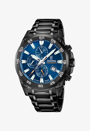 Juodas chronografo laikrodis su mėlynu ciferblatu, sidabriniais žymekliais, oranžinėmis detalėmis ir nerūdijančio plieno apyranke. Savybės: datos rodymas ir atsparumas iki 20 barų.