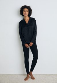 BOSS MONOGRAM - Pyjamapaita - black