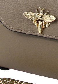 DrachenLeder UMHÄNGE TOSCANTO - Handtas - taupe beige