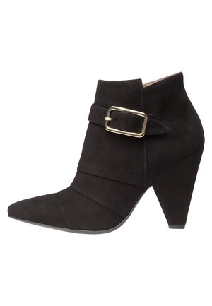Kotníková obuv - black