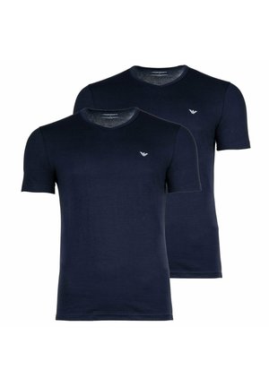 Dunkelblaues Baumwoll-T-Shirt mit kurzen Ärmeln und V-Ausschnitt. Mit kleinem Logo auf der Brust. Glatte Textur, klassischer Schnitt.