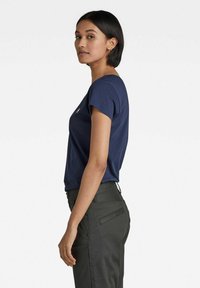 G-STAR EYBEN SLIM - Basic póló - sartho blue