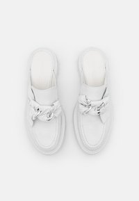 Kennel + Schmenger Mules à talons - white