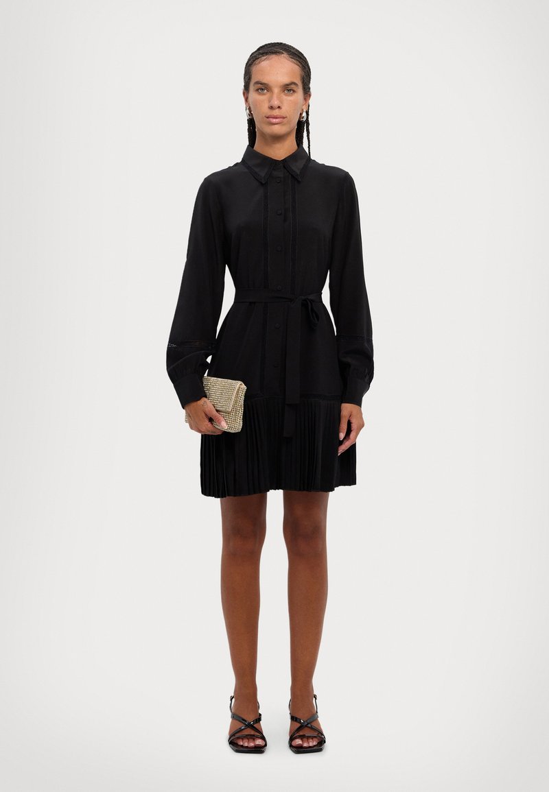 Splendid ROBE SANS MANCHES TANK en Black | REVOLVE