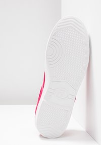 Le Temps Des Cerises BASIC - Sneakers basse - rouge