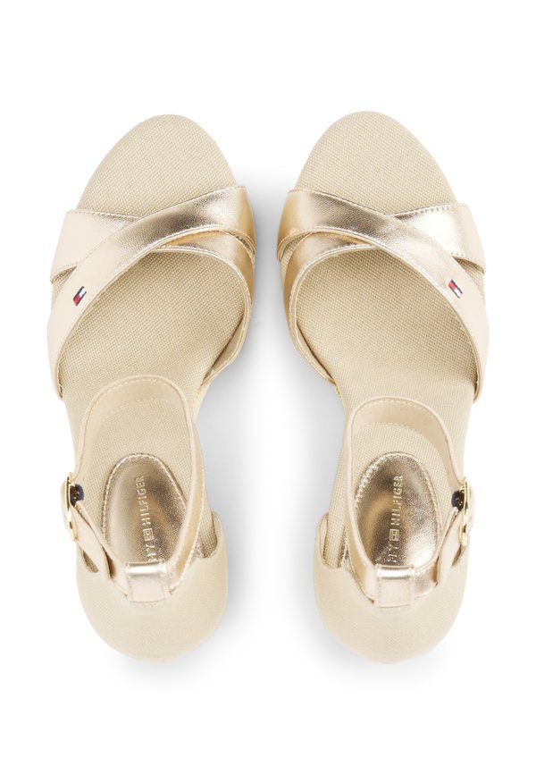 Wedge sandals - gold3